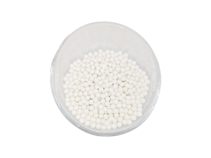 Zirconia grinding medium