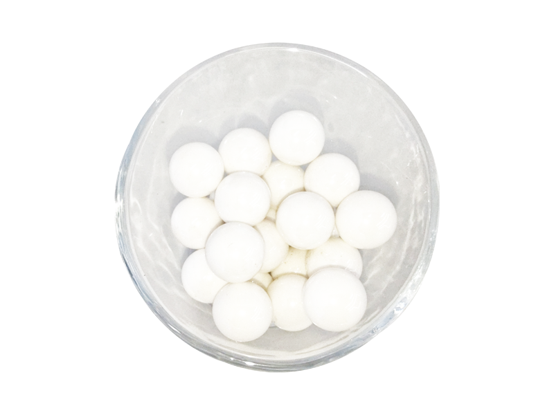 Zirconia grinding medium